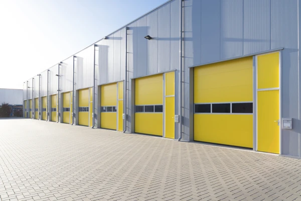 Prednosti industrijskih garažnih vrat za podjetja